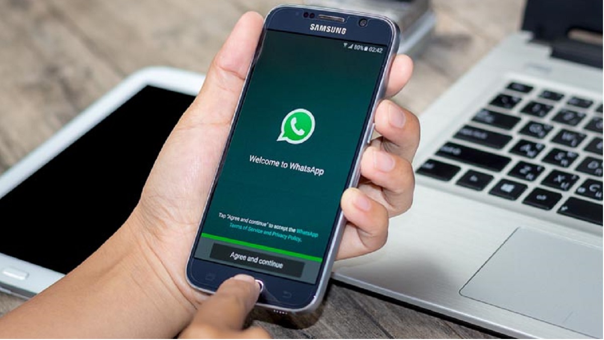 celular whatsapp Chegaram as 5 novas funções do Whatsapp que surpreenderão você
